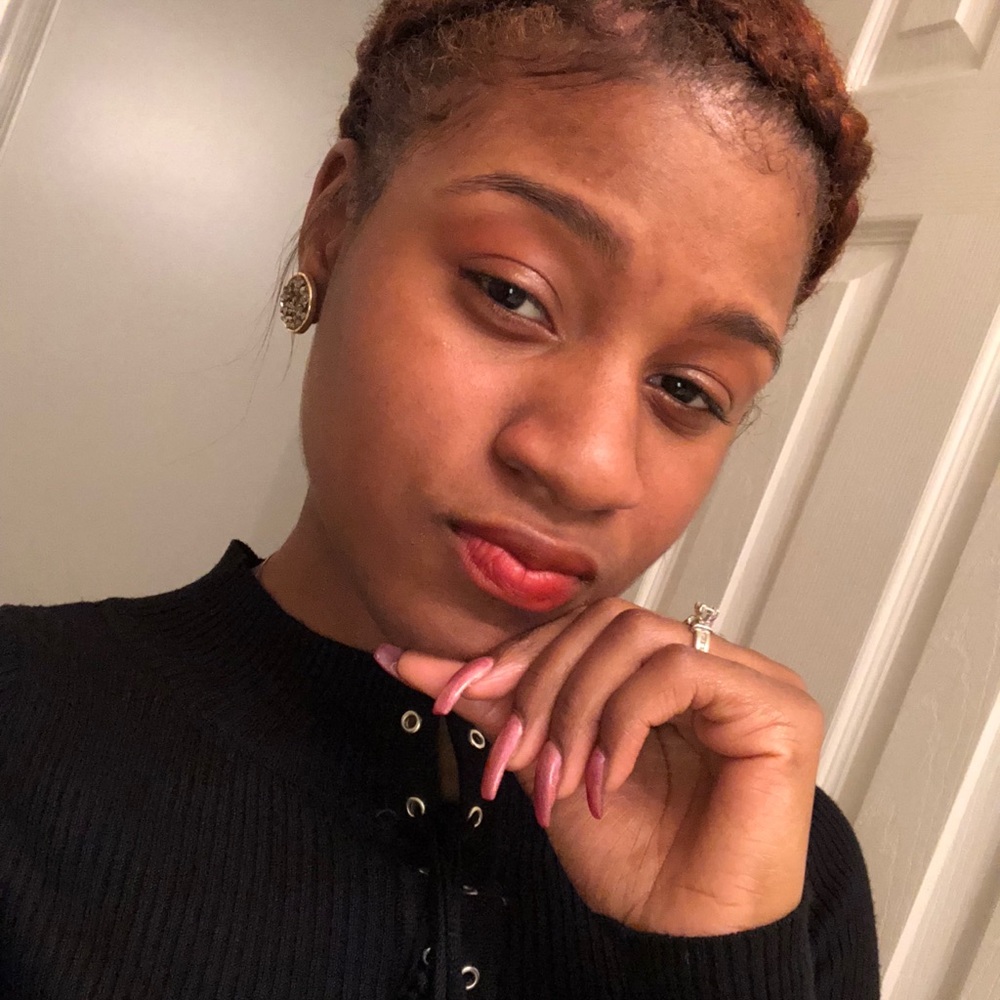 Meet your Posher, Tiffany